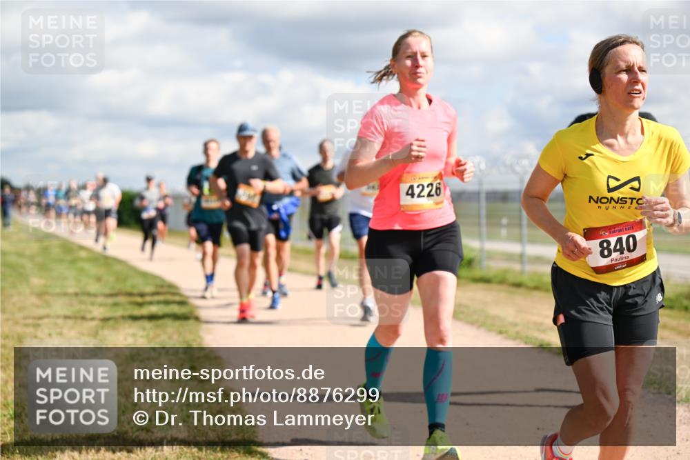 14.09.2025 - Airport Race Dr. Thomas Lammeyer http://msf.ph/oto/8876299 14.09.2025 12:21:06 Laufen 4226, 840 meine-sportfotos.de