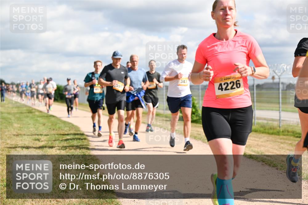 14.09.2025 - Airport Race Dr. Thomas Lammeyer http://msf.ph/oto/8876305 14.09.2025 12:21:07 Laufen 59, 343, 4226 meine-sportfotos.de