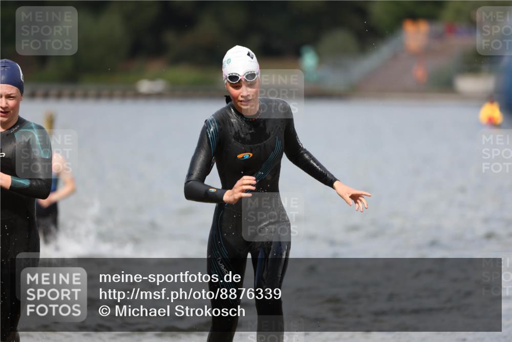 14.09.2025 - Stadtparktriathlon Michael Strokosch http://msf.ph/oto/8876339 14.09.2025 13:16:36 Schwimmen 1578, 1579, 1580, 1616 meine-sportfotos.de