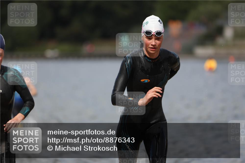 14.09.2025 - Stadtparktriathlon Michael Strokosch http://msf.ph/oto/8876343 14.09.2025 13:16:36 Schwimmen 1578, 1579, 1580, 1616 meine-sportfotos.de