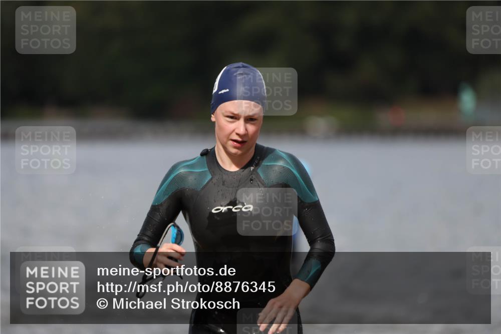 14.09.2025 - Stadtparktriathlon Michael Strokosch http://msf.ph/oto/8876345 14.09.2025 13:16:37 Schwimmen 1578, 1579, 1580, 1616 meine-sportfotos.de