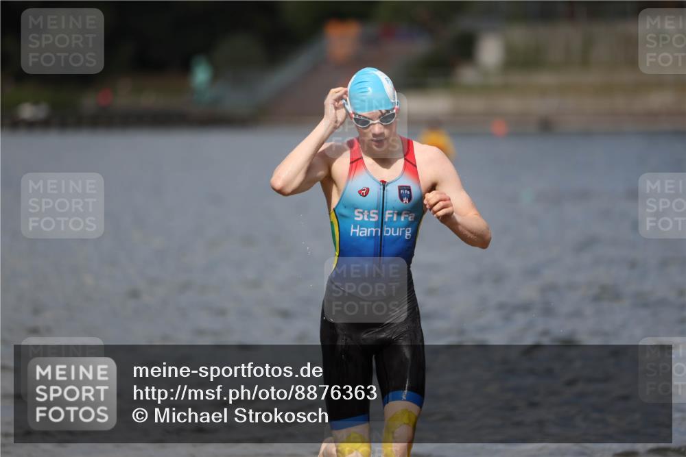14.09.2025 - Stadtparktriathlon Michael Strokosch http://msf.ph/oto/8876363 14.09.2025 13:16:41 Schwimmen 1616 meine-sportfotos.de