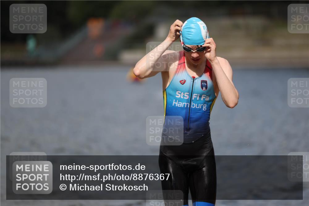 14.09.2025 - Stadtparktriathlon Michael Strokosch http://msf.ph/oto/8876367 14.09.2025 13:16:41 Schwimmen 1616 meine-sportfotos.de
