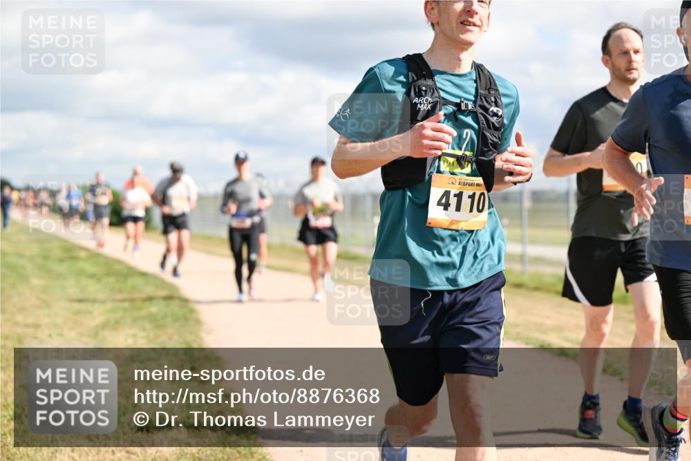 14.09.2025 - Airport Race Dr. Thomas Lammeyer http://msf.ph/oto/8876368 14.09.2025 12:21:10 Laufen 4110 meine-sportfotos.de