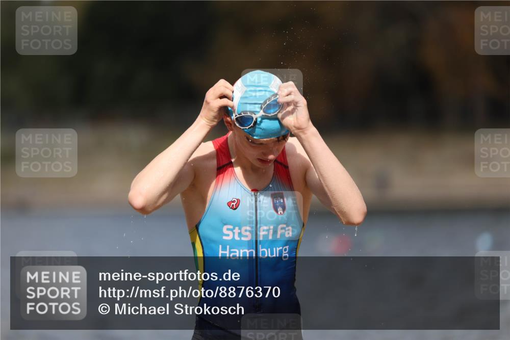 14.09.2025 - Stadtparktriathlon Michael Strokosch http://msf.ph/oto/8876370 14.09.2025 13:16:42 Schwimmen 1616 meine-sportfotos.de