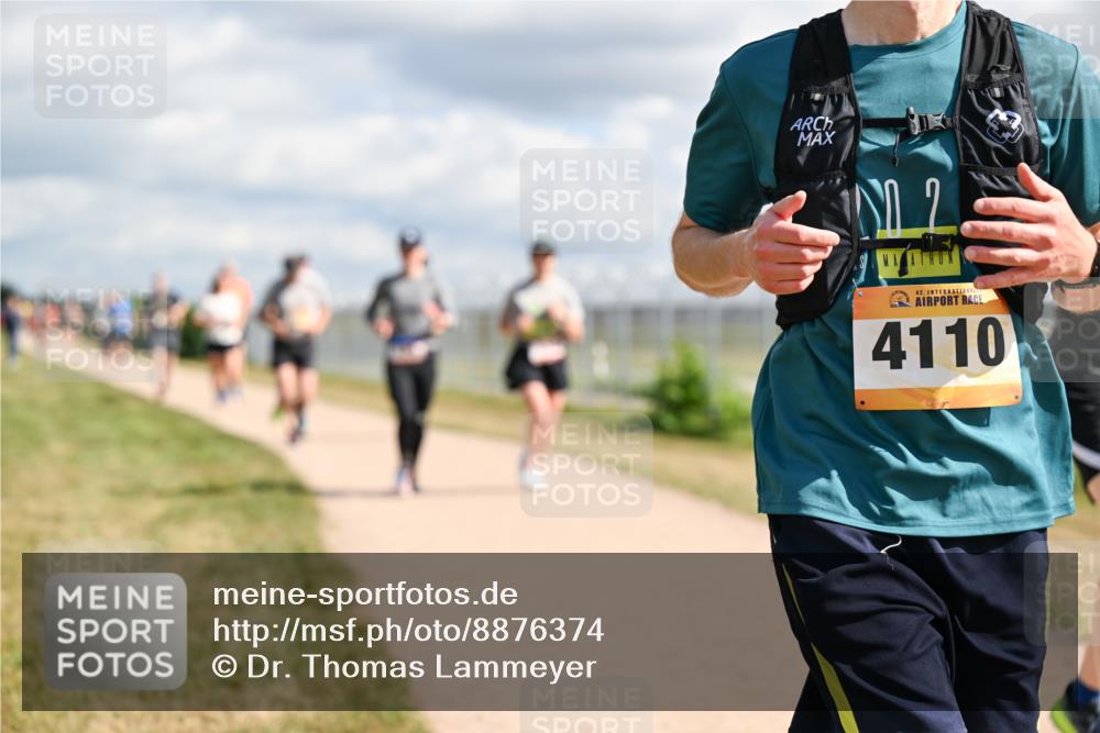 14.09.2025 - Airport Race Dr. Thomas Lammeyer http://msf.ph/oto/8876374 14.09.2025 12:21:11 Laufen 2, 42, 4110 meine-sportfotos.de