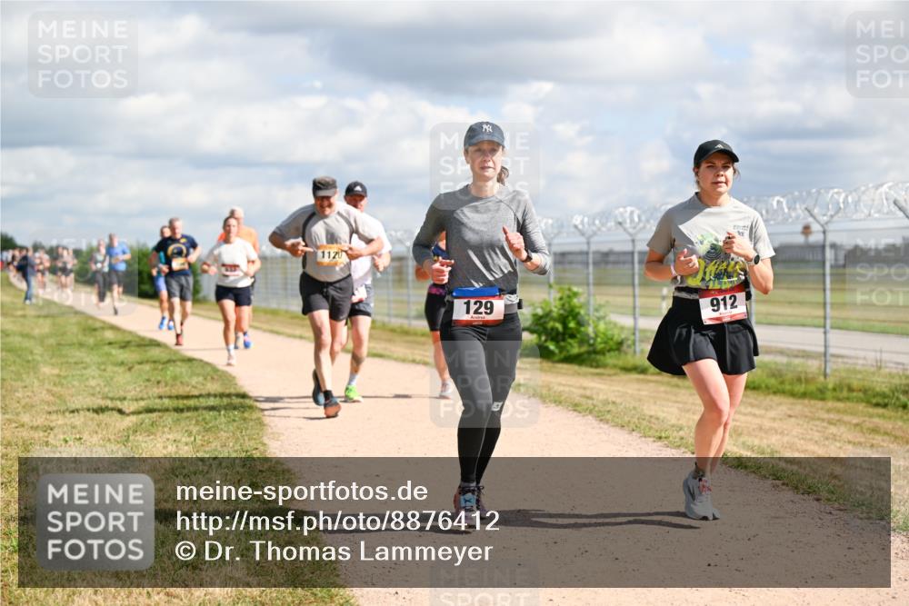 14.09.2025 - Airport Race Dr. Thomas Lammeyer http://msf.ph/oto/8876412 14.09.2025 12:21:13 Laufen 1120, 129, 912 meine-sportfotos.de