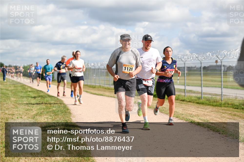 14.09.2025 - Airport Race Dr. Thomas Lammeyer http://msf.ph/oto/8876437 14.09.2025 12:21:15 Laufen 833, 1120, 77 meine-sportfotos.de