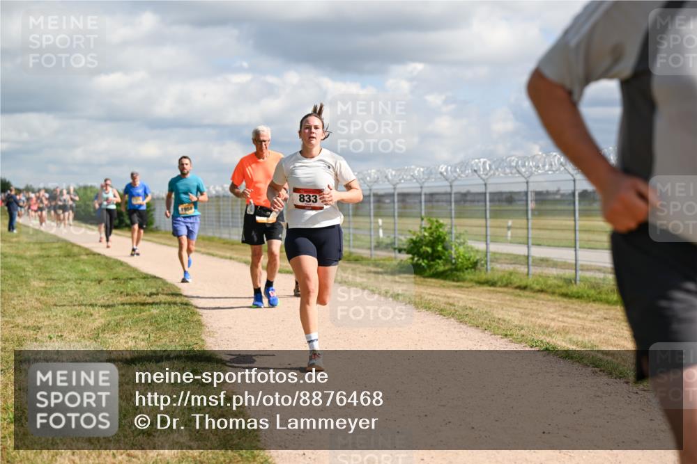 14.09.2025 - Airport Race Dr. Thomas Lammeyer http://msf.ph/oto/8876468 14.09.2025 12:21:17 Laufen 833 meine-sportfotos.de