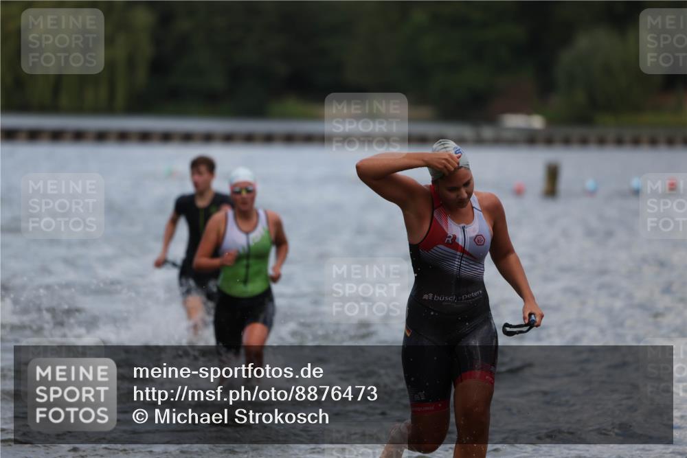 14.09.2025 - Stadtparktriathlon Michael Strokosch http://msf.ph/oto/8876473 14.09.2025 13:17:32 Schwimmen 1564, 1574, 1577, 1599, 1606, 1610, 1617 meine-sportfotos.de