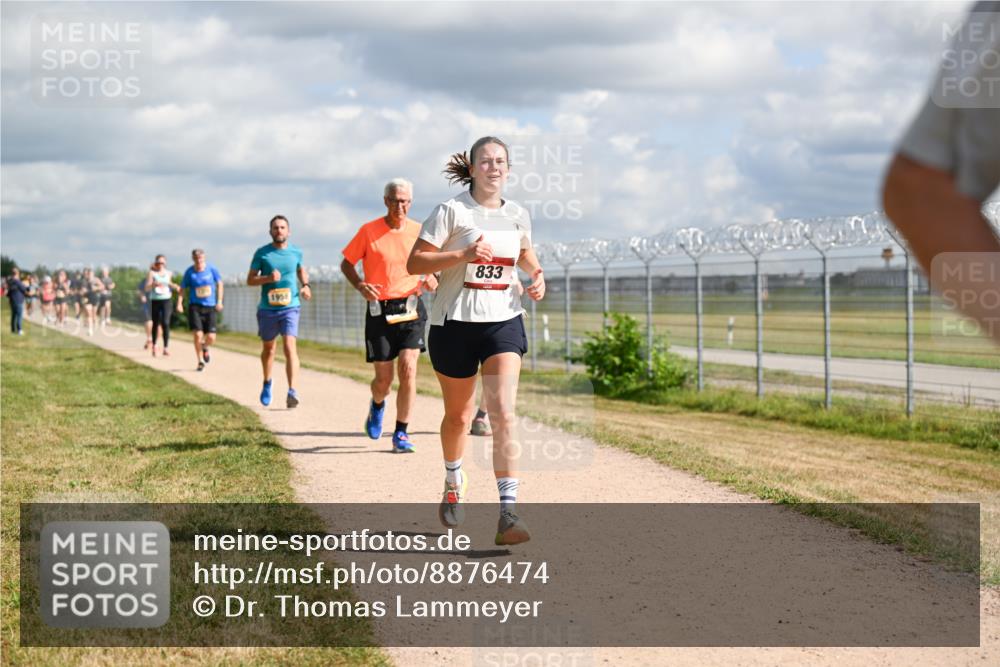 14.09.2025 - Airport Race Dr. Thomas Lammeyer http://msf.ph/oto/8876474 14.09.2025 12:21:17 Laufen 833 meine-sportfotos.de