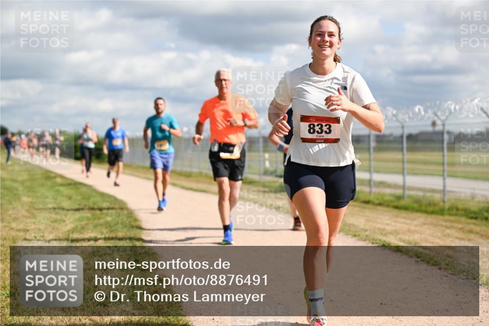 14.09.2025 - Airport Race Dr. Thomas Lammeyer http://msf.ph/oto/8876491 14.09.2025 12:21:18 Laufen 833 meine-sportfotos.de