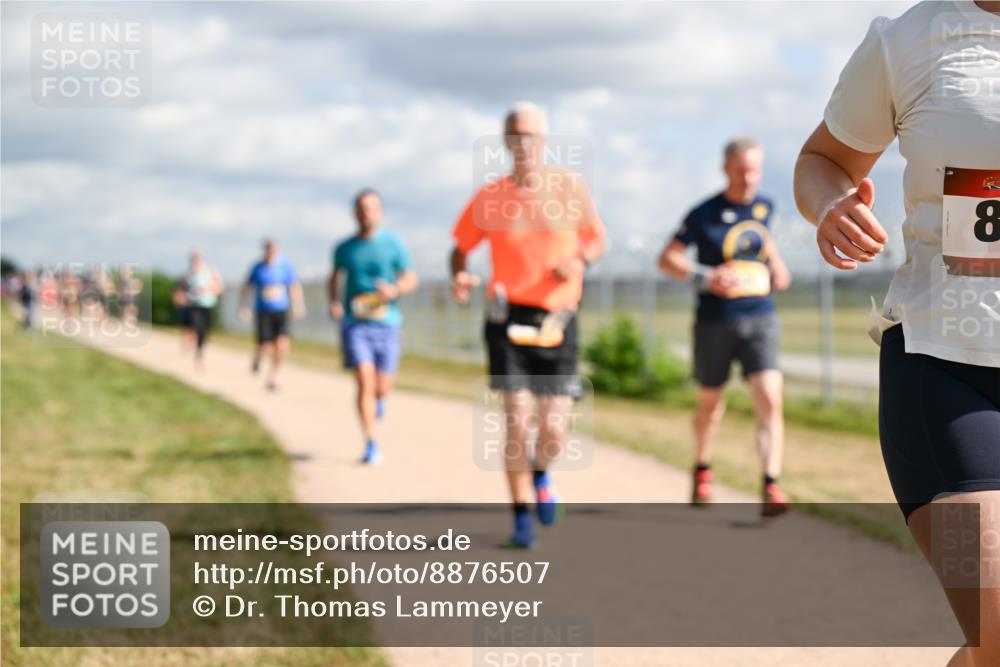 14.09.2025 - Airport Race Dr. Thomas Lammeyer http://msf.ph/oto/8876507 14.09.2025 12:21:19 Laufen 8 meine-sportfotos.de