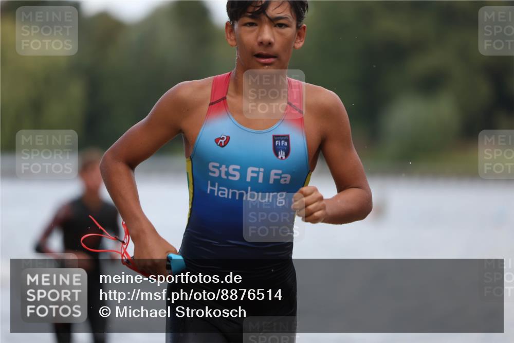 14.09.2025 - Stadtparktriathlon Michael Strokosch http://msf.ph/oto/8876514 14.09.2025 13:17:41 Schwimmen 1577, 1584, 1599, 1606, 1610, 1615, 1617 meine-sportfotos.de