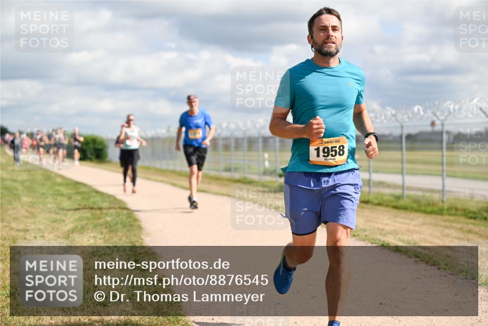 14.09.2025 - Airport Race Dr. Thomas Lammeyer http://msf.ph/oto/8876545 14.09.2025 12:21:21 Laufen 2, 1958 meine-sportfotos.de