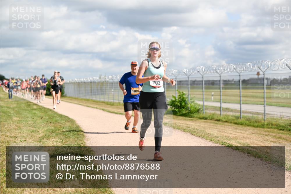 14.09.2025 - Airport Race Dr. Thomas Lammeyer http://msf.ph/oto/8876588 14.09.2025 12:21:25 Laufen 1002, 703 meine-sportfotos.de