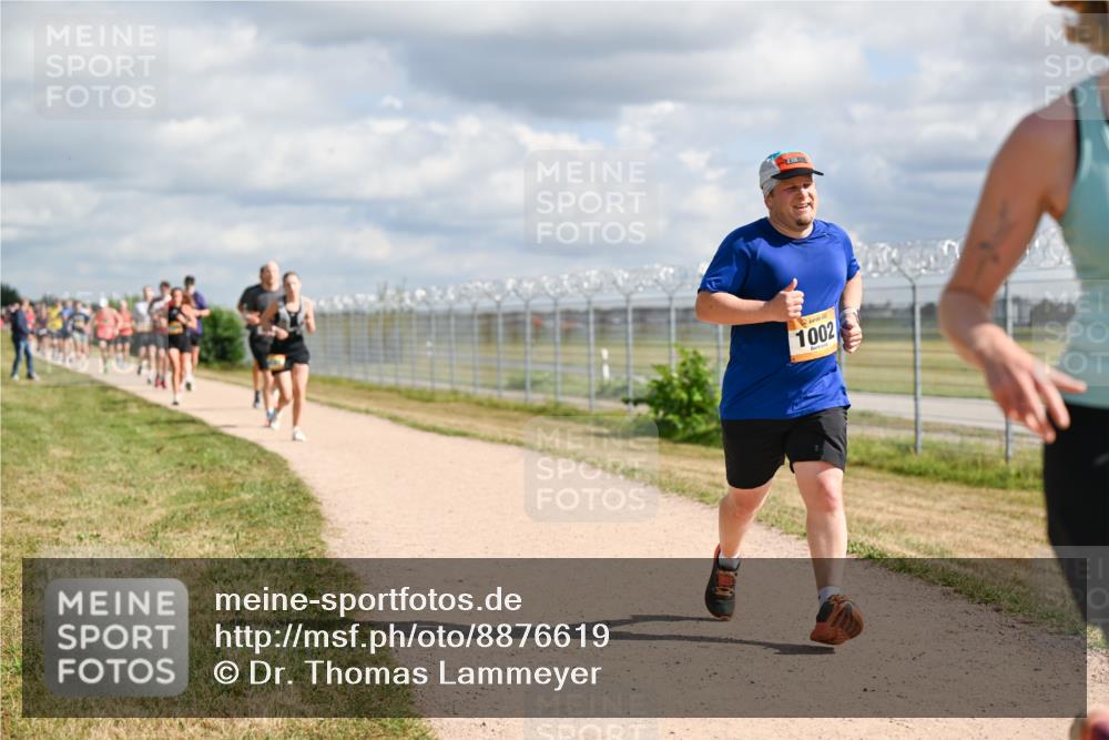 14.09.2025 - Airport Race Dr. Thomas Lammeyer http://msf.ph/oto/8876619 14.09.2025 12:21:27 Laufen 1002 meine-sportfotos.de