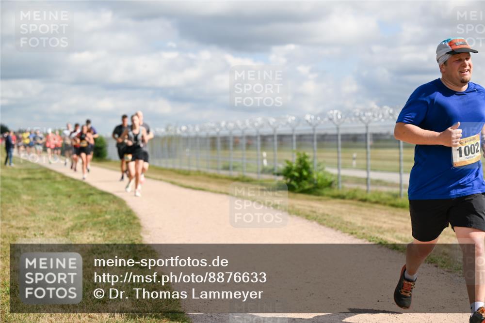 14.09.2025 - Airport Race Dr. Thomas Lammeyer http://msf.ph/oto/8876633 14.09.2025 12:21:28 Laufen 1002, 23 meine-sportfotos.de
