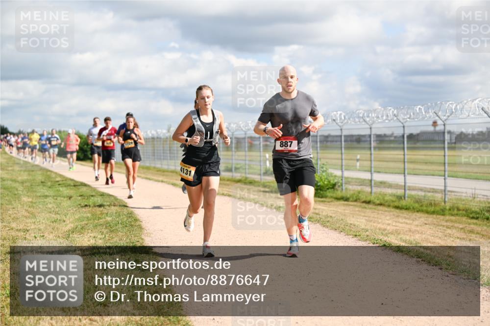 14.09.2025 - Airport Race Dr. Thomas Lammeyer http://msf.ph/oto/8876647 14.09.2025 12:21:31 Laufen 4131, 887 meine-sportfotos.de