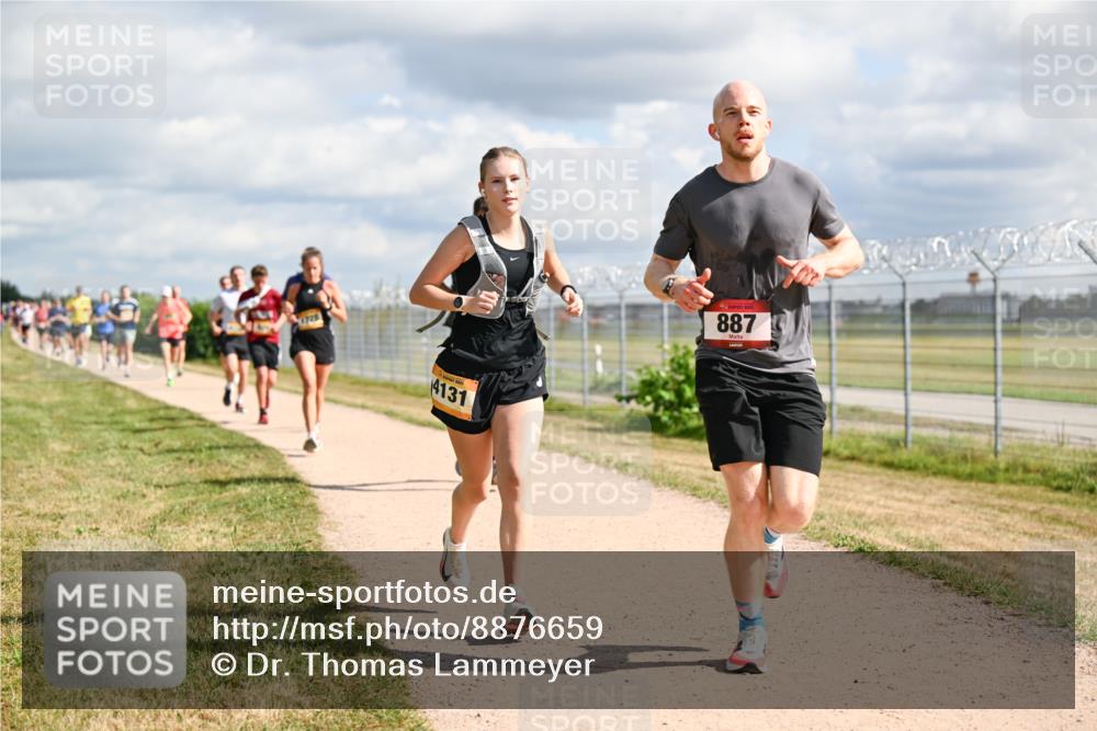 14.09.2025 - Airport Race Dr. Thomas Lammeyer http://msf.ph/oto/8876659 14.09.2025 12:21:32 Laufen 4131, 887 meine-sportfotos.de