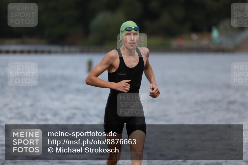 14.09.2025 - Stadtparktriathlon Michael Strokosch http://msf.ph/oto/8876663 14.09.2025 13:18:45 Schwimmen 1569, 1609 meine-sportfotos.de