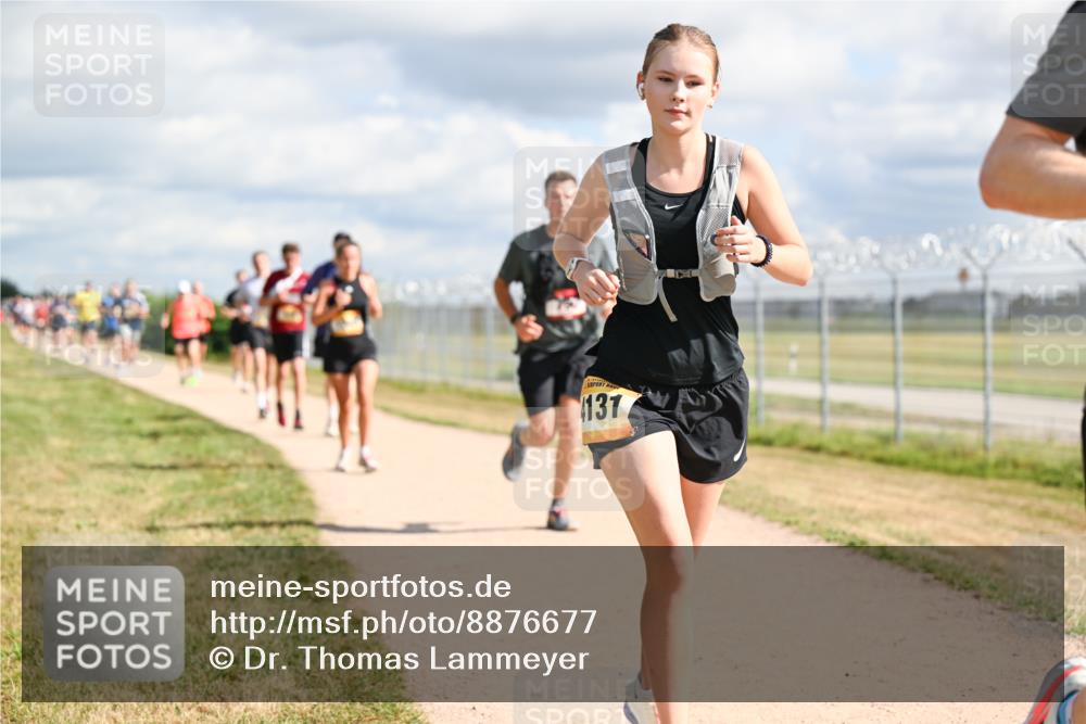 14.09.2025 - Airport Race Dr. Thomas Lammeyer http://msf.ph/oto/8876677 14.09.2025 12:21:33 Laufen 137 meine-sportfotos.de