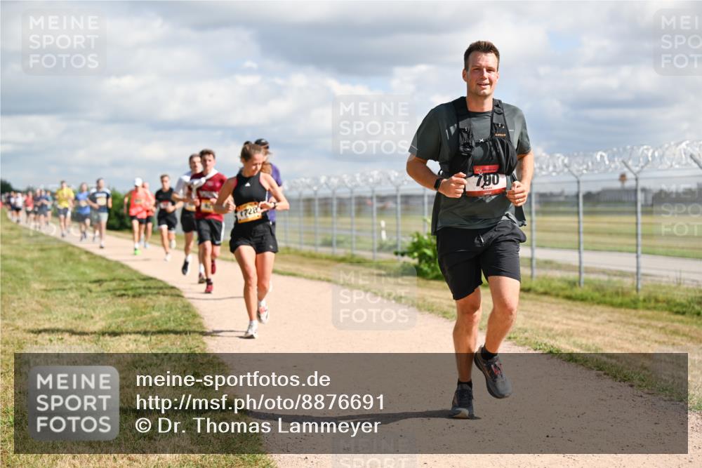 14.09.2025 - Airport Race Dr. Thomas Lammeyer http://msf.ph/oto/8876691 14.09.2025 12:21:34 Laufen 1728, 790 meine-sportfotos.de
