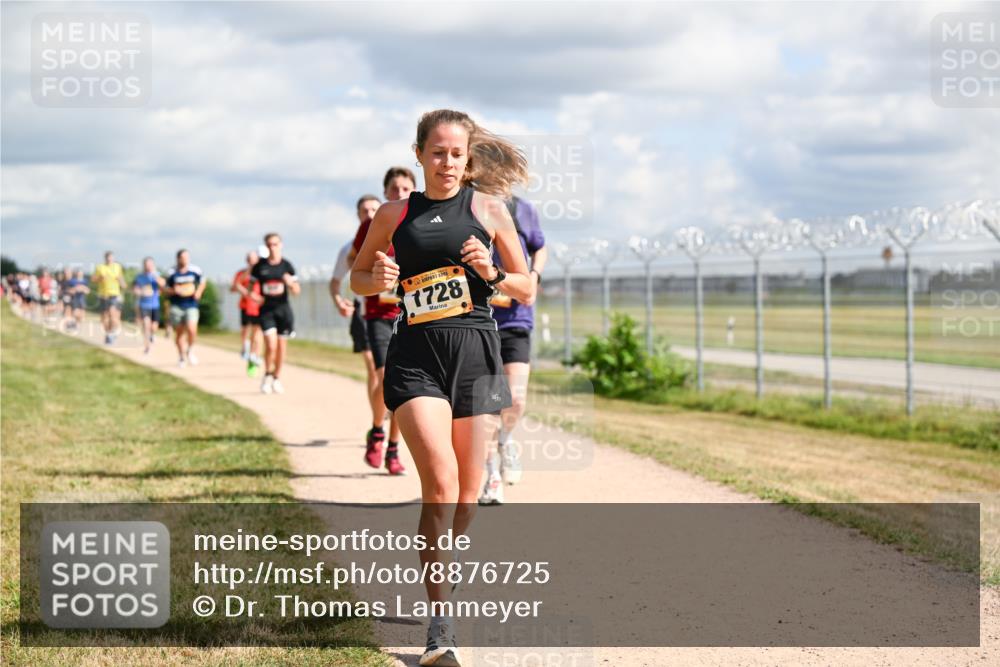 14.09.2025 - Airport Race Dr. Thomas Lammeyer http://msf.ph/oto/8876725 14.09.2025 12:21:36 Laufen 1728 meine-sportfotos.de