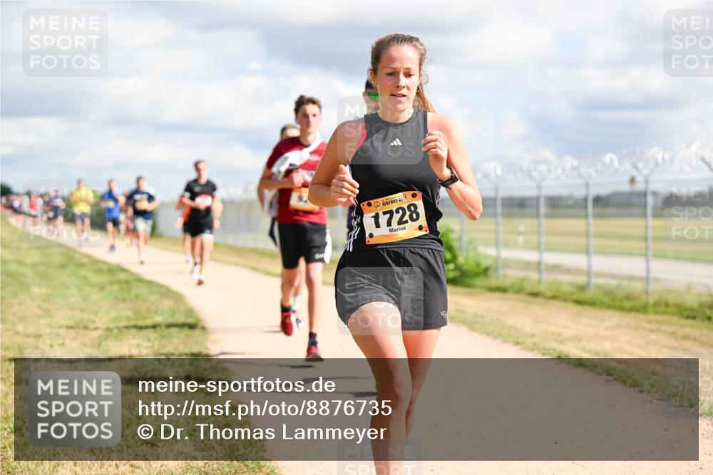 14.09.2025 - Airport Race Dr. Thomas Lammeyer http://msf.ph/oto/8876735 14.09.2025 12:21:37 Laufen 1728 meine-sportfotos.de