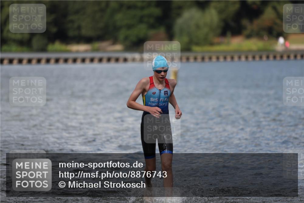 14.09.2025 - Stadtparktriathlon Michael Strokosch http://msf.ph/oto/8876743 14.09.2025 13:20:00 Schwimmen 1586, 1589, 1597 meine-sportfotos.de