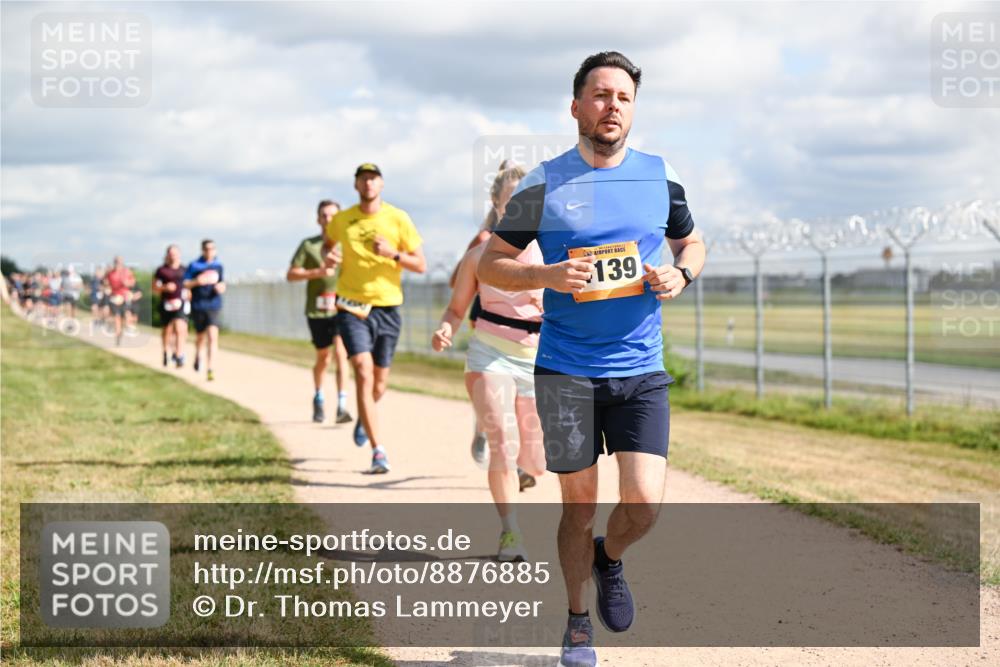 14.09.2025 - Airport Race Dr. Thomas Lammeyer http://msf.ph/oto/8876885 14.09.2025 12:21:46 Laufen 139 meine-sportfotos.de
