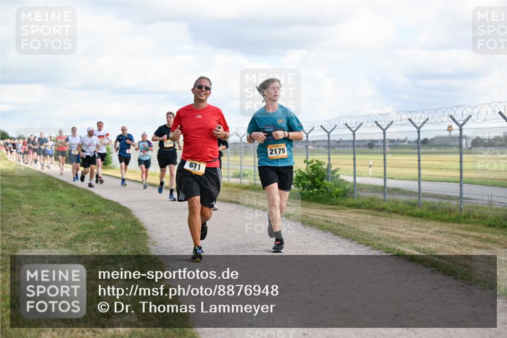 14.09.2025 - Airport Race Dr. Thomas Lammeyer http://msf.ph/oto/8876948 14.09.2025 12:21:57 Laufen 1100, 671, 2179 meine-sportfotos.de