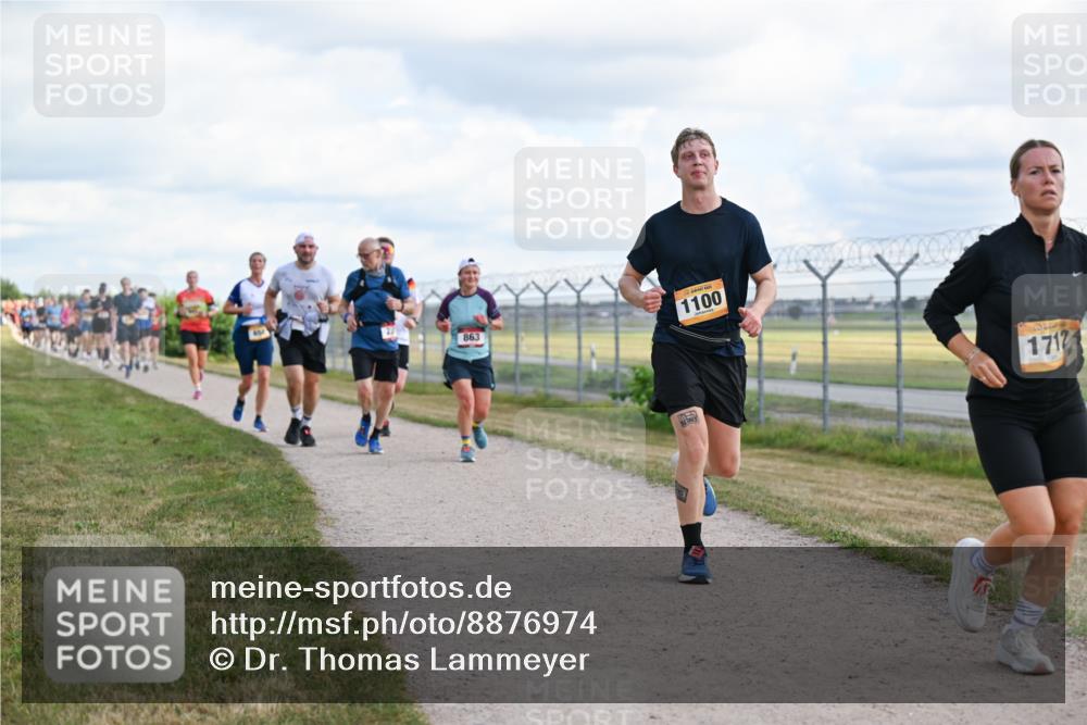 14.09.2025 - Airport Race Dr. Thomas Lammeyer http://msf.ph/oto/8876974 14.09.2025 12:22:01 Laufen 863, 1100, 1712 meine-sportfotos.de