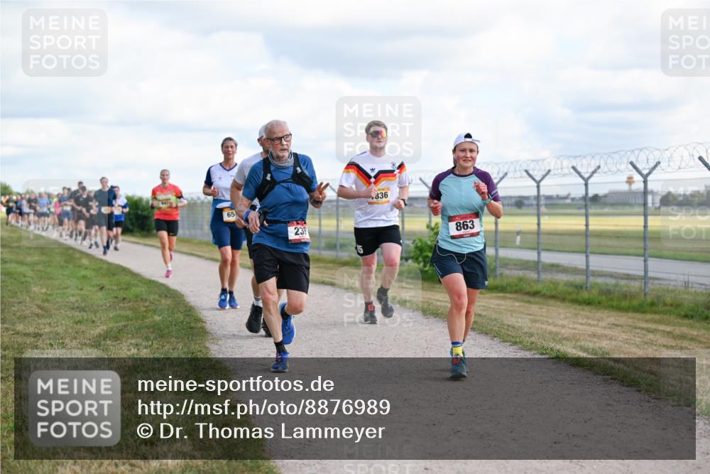 14.09.2025 - Airport Race Dr. Thomas Lammeyer http://msf.ph/oto/8876989 14.09.2025 12:22:03 Laufen 65, 239, 15, 836, 863 meine-sportfotos.de