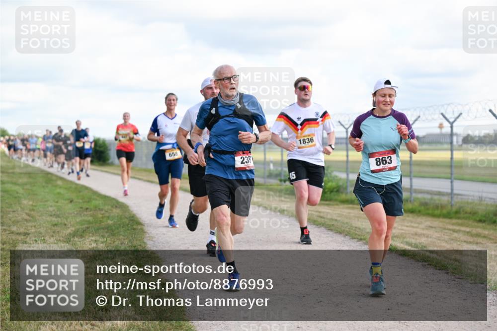 14.09.2025 - Airport Race Dr. Thomas Lammeyer http://msf.ph/oto/8876993 14.09.2025 12:22:04 Laufen 658, 239, 1836, 863 meine-sportfotos.de