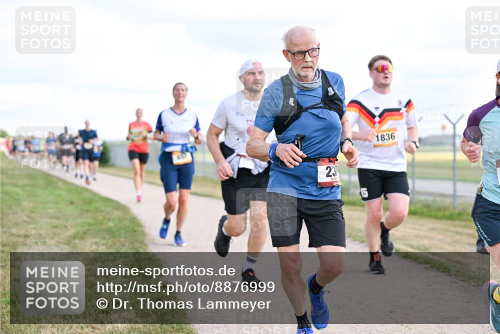 14.09.2025 - Airport Race Dr. Thomas Lammeyer http://msf.ph/oto/8876999 14.09.2025 12:22:05 Laufen 23, 1836 meine-sportfotos.de
