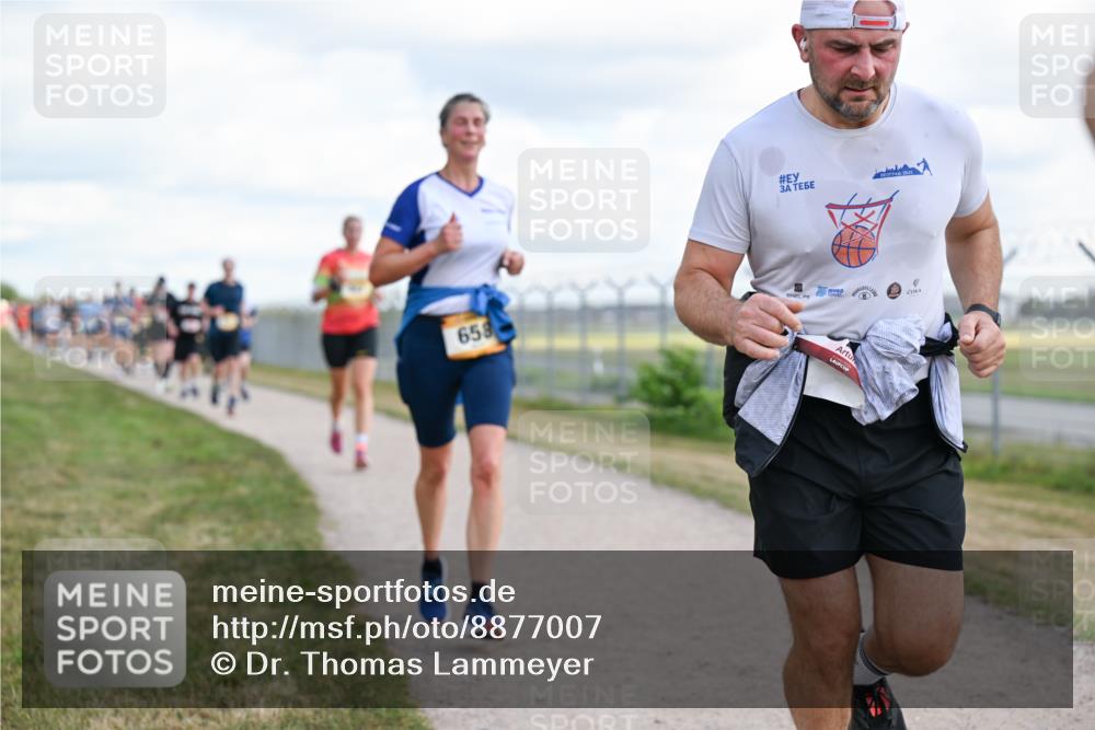 14.09.2025 - Airport Race Dr. Thomas Lammeyer http://msf.ph/oto/8877007 14.09.2025 12:22:06 Laufen 658 meine-sportfotos.de