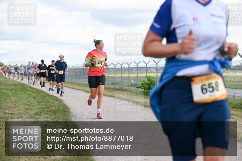 14.09.2025 - Airport Race Dr. Thomas Lammeyer http://msf.ph/oto/8877018 14.09.2025 12:22:08 Laufen 437, 647, 658 meine-sportfotos.de