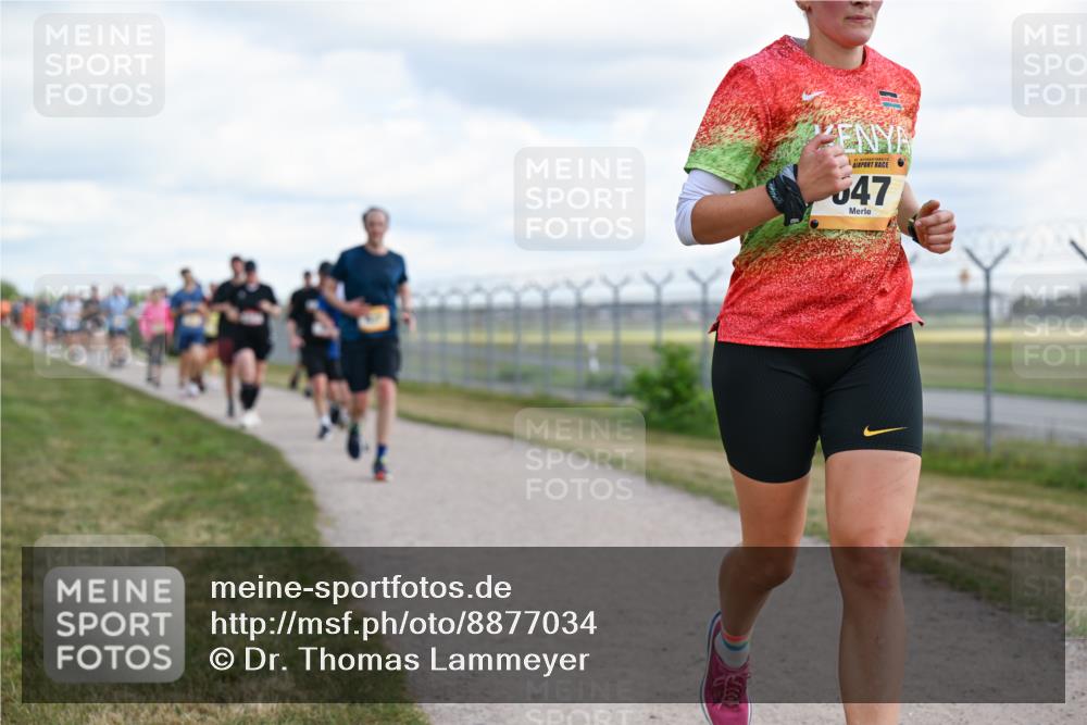 14.09.2025 - Airport Race Dr. Thomas Lammeyer http://msf.ph/oto/8877034 14.09.2025 12:22:10 Laufen 47 meine-sportfotos.de