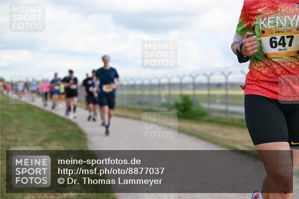 14.09.2025 - Airport Race Dr. Thomas Lammeyer http://msf.ph/oto/8877037 14.09.2025 12:22:10 Laufen 42, 647 meine-sportfotos.de