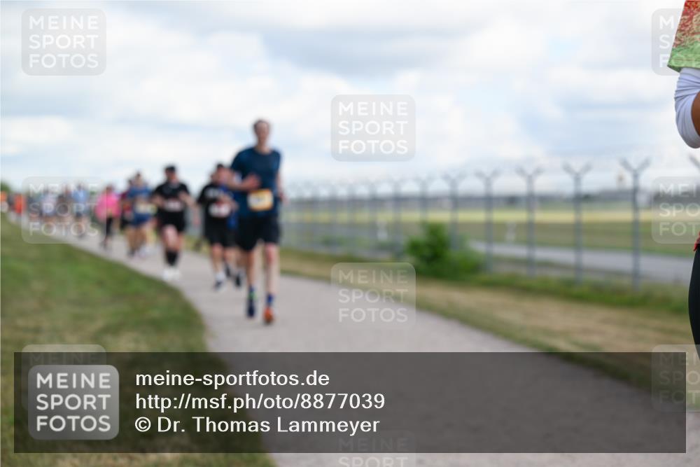 14.09.2025 - Airport Race Dr. Thomas Lammeyer http://msf.ph/oto/8877039 14.09.2025 12:22:11 Laufen  meine-sportfotos.de