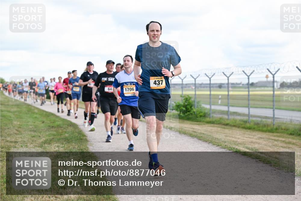 14.09.2025 - Airport Race Dr. Thomas Lammeyer http://msf.ph/oto/8877046 14.09.2025 12:22:13 Laufen 64, 437, 1706 meine-sportfotos.de