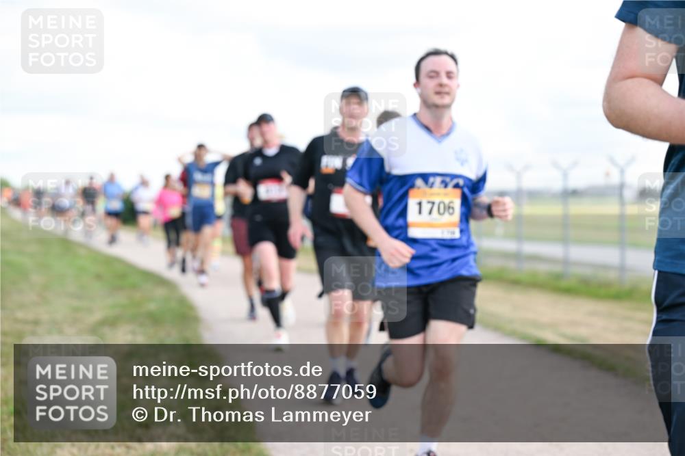 14.09.2025 - Airport Race Dr. Thomas Lammeyer http://msf.ph/oto/8877059 14.09.2025 12:22:14 Laufen 1706 meine-sportfotos.de
