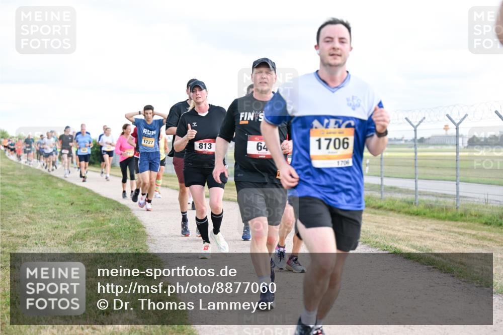 14.09.2025 - Airport Race Dr. Thomas Lammeyer http://msf.ph/oto/8877060 14.09.2025 12:22:15 Laufen 1727, 813, 64, 1706, 1706 meine-sportfotos.de