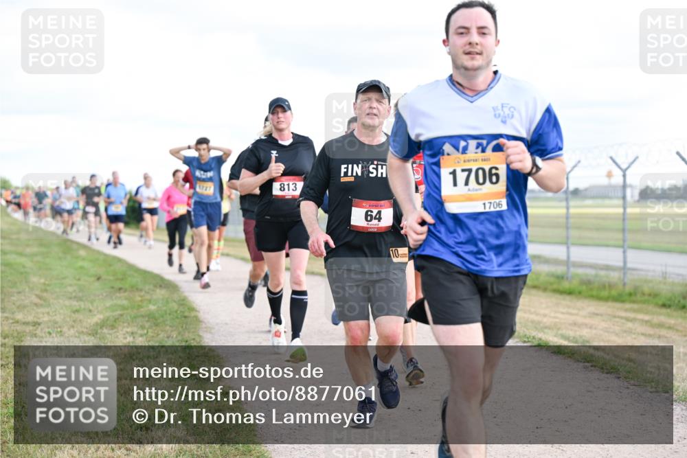 14.09.2025 - Airport Race Dr. Thomas Lammeyer http://msf.ph/oto/8877061 14.09.2025 12:22:15 Laufen 1727, 813, 64, 10, 5, 1706, 1706 meine-sportfotos.de