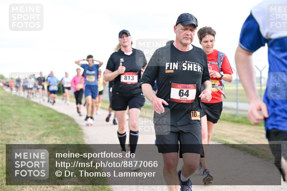 14.09.2025 - Airport Race Dr. Thomas Lammeyer http://msf.ph/oto/8877066 14.09.2025 12:22:15 Laufen 813, 64, 10 meine-sportfotos.de