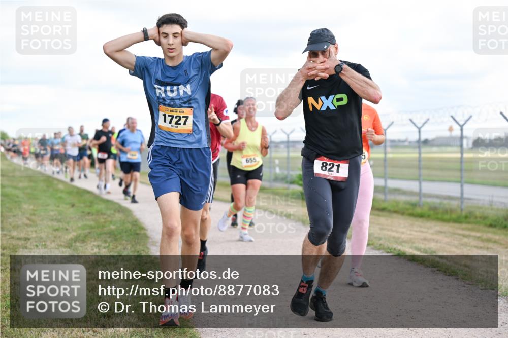 14.09.2025 - Airport Race Dr. Thomas Lammeyer http://msf.ph/oto/8877083 14.09.2025 12:22:18 Laufen 1727, 655, 821, 5 meine-sportfotos.de