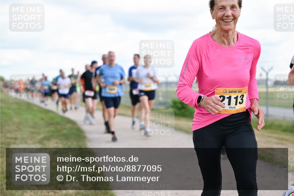 14.09.2025 - Airport Race Dr. Thomas Lammeyer http://msf.ph/oto/8877095 14.09.2025 12:22:21 Laufen 2113 meine-sportfotos.de