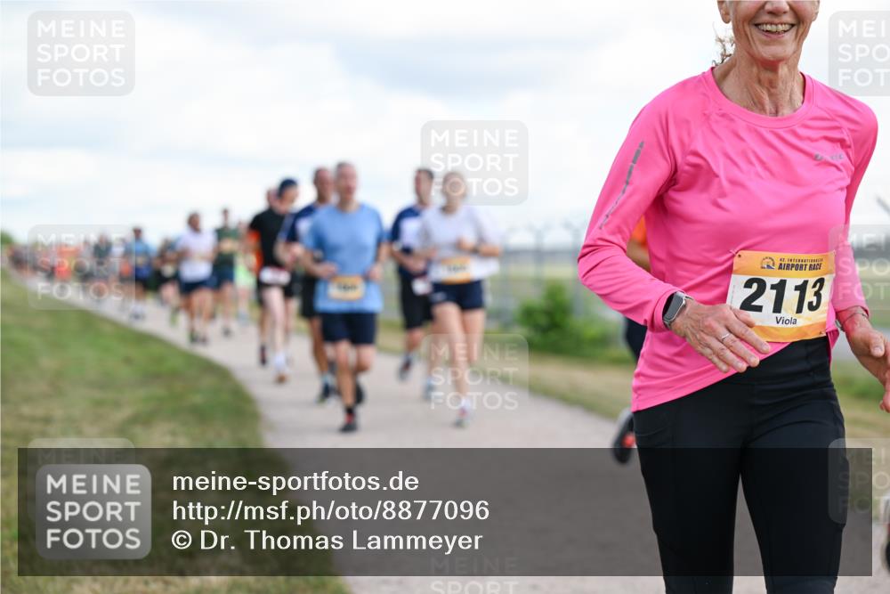 14.09.2025 - Airport Race Dr. Thomas Lammeyer http://msf.ph/oto/8877096 14.09.2025 12:22:22 Laufen 42, 2113 meine-sportfotos.de