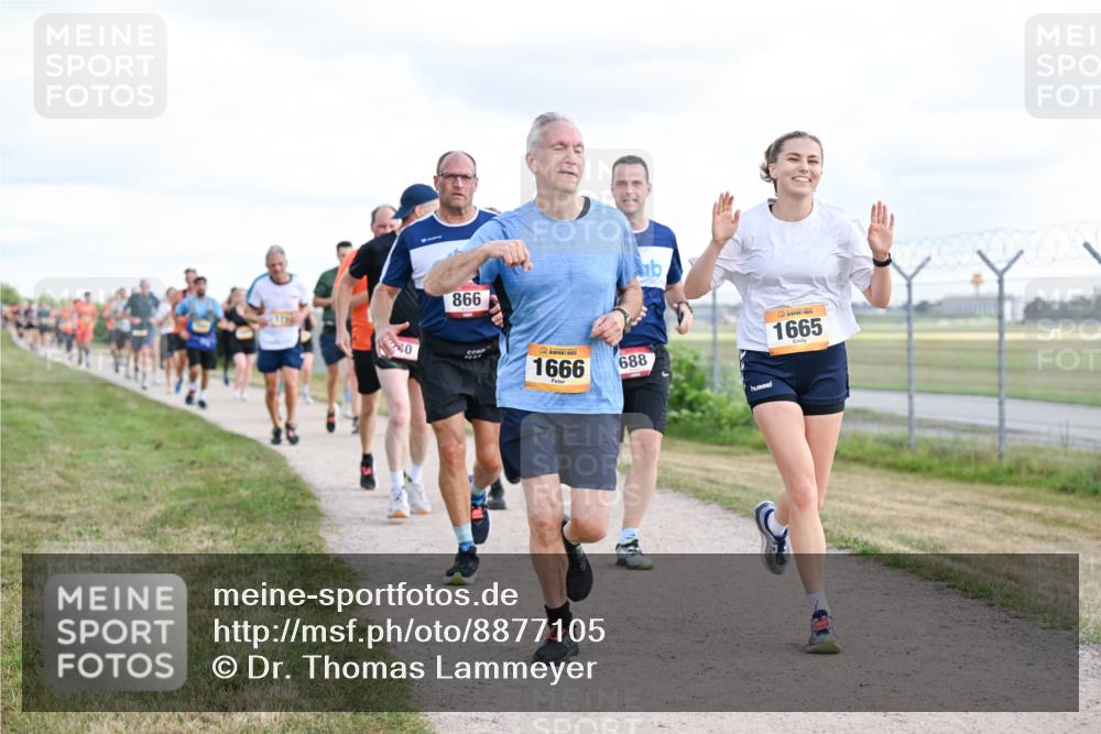 14.09.2025 - Airport Race Dr. Thomas Lammeyer http://msf.ph/oto/8877105 14.09.2025 12:22:23 Laufen 40, 866, 1666, 688, 1665 meine-sportfotos.de